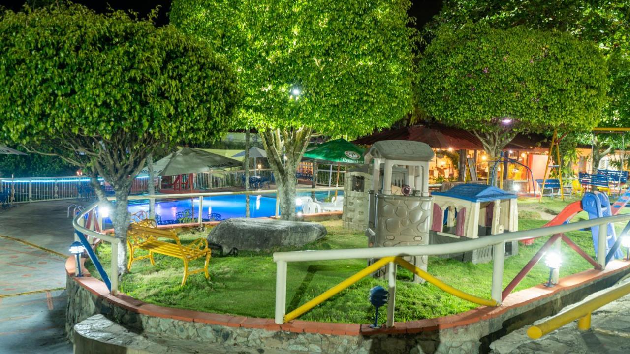Jarabacoa River Club & Resort מראה חיצוני תמונה